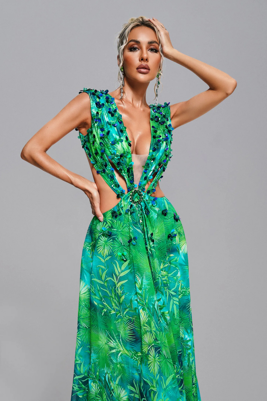 Emilee Printed Embellished Maxi Dressaos-init aos-animate