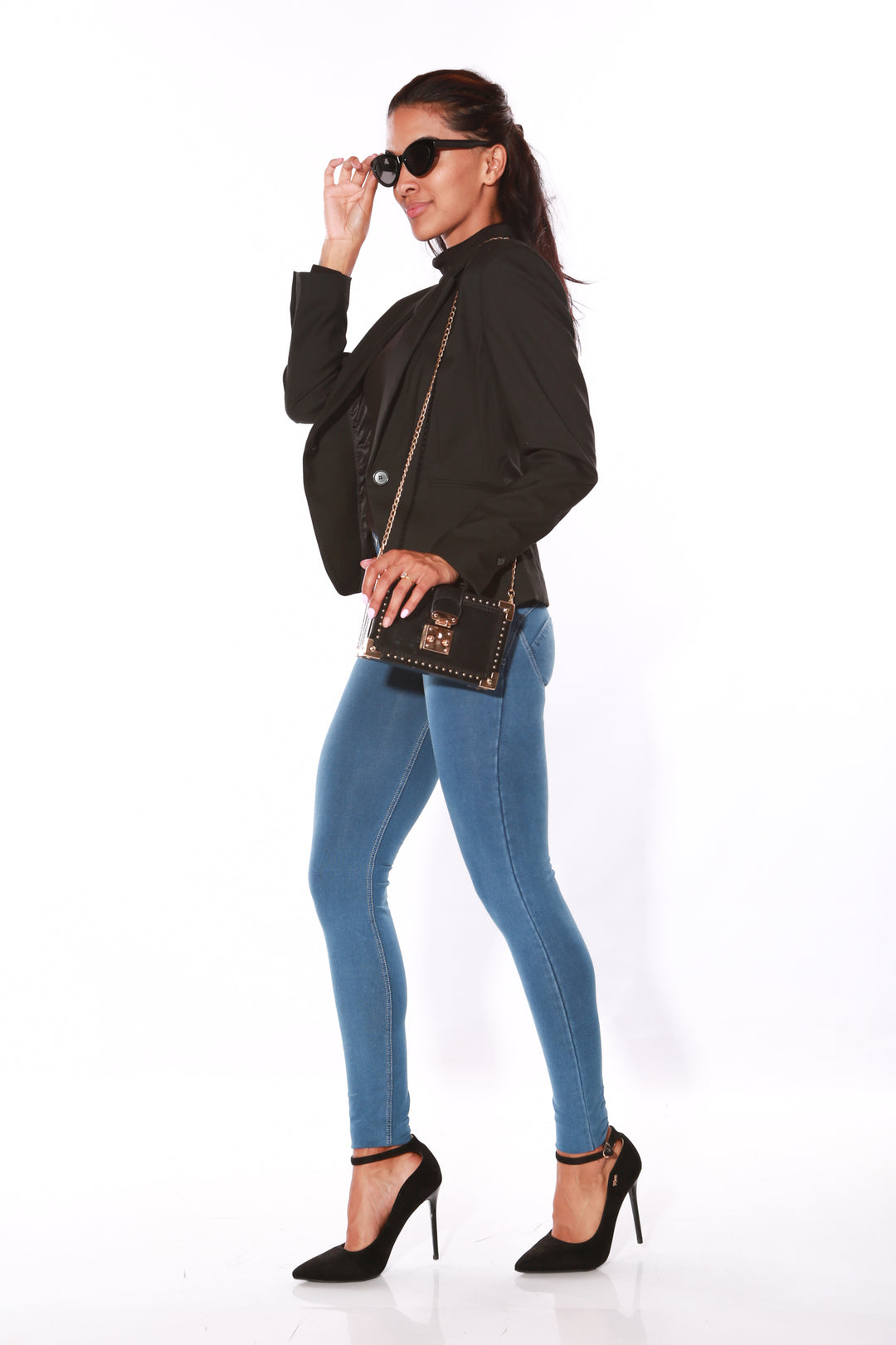 aos-init aos-animate