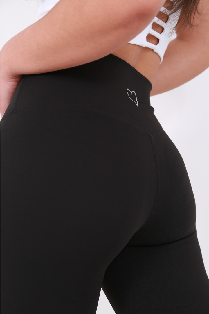 Gym Bunny Signature Lulus  - Buttery soft Yoga Pants- Blackaos-init aos-animate