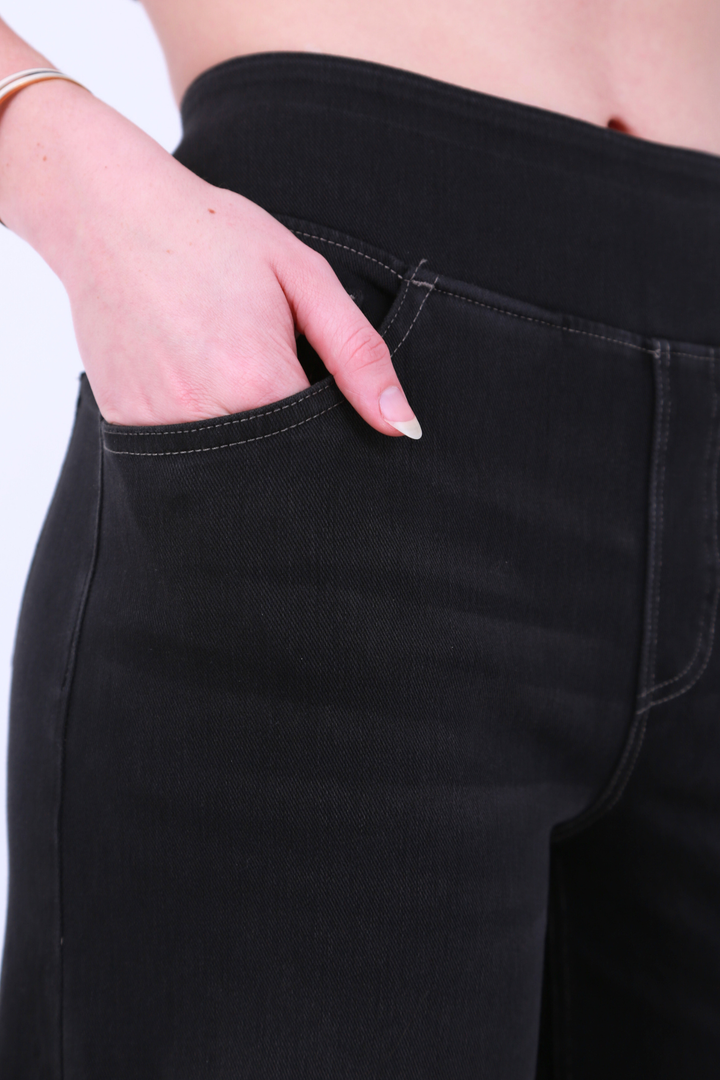 Snugz Flow Pants – High-Waisted wide leg super stretch soft -Black washaos-init aos-animate