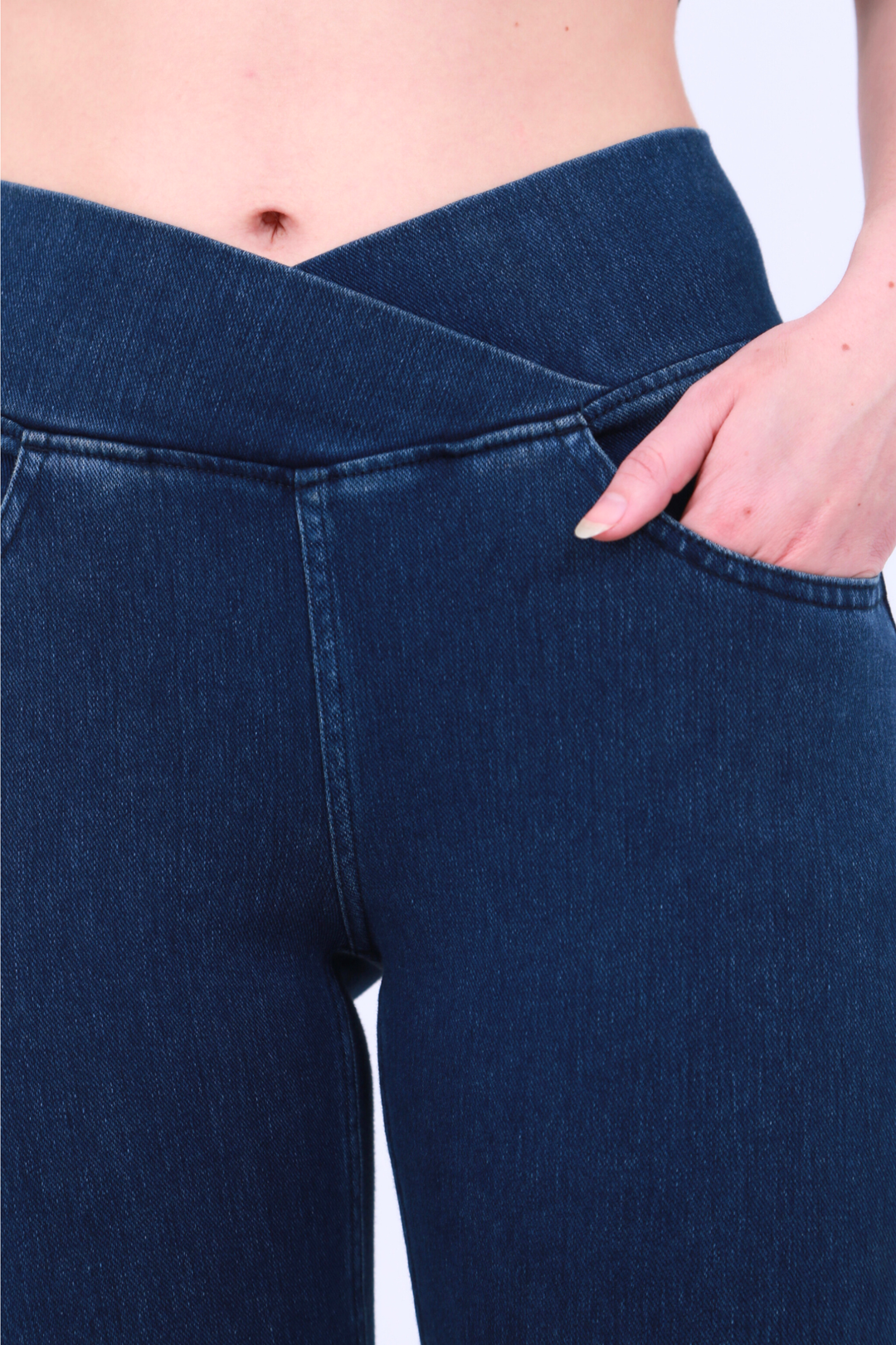 Snugz Crossover High waist Super Stretch Flare Jeggings- Dark Blueaos-init aos-animate