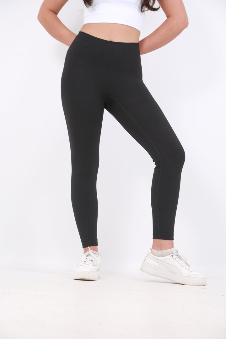 Gym Bunny Lulu  - Buttery soft Yoga Pants- Blackaos-init aos-animate