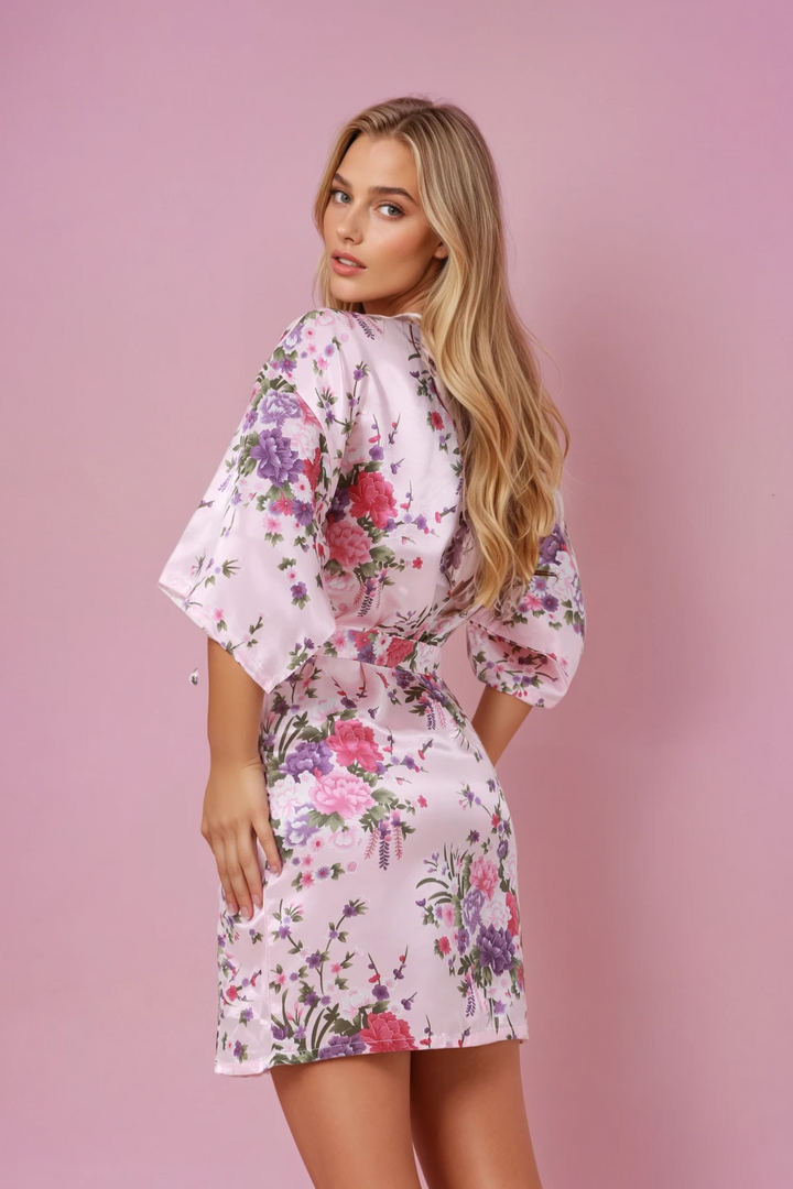 Satin Moments Robe- Pink floralaos-init aos-animate