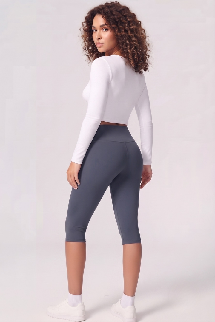 Gym Bunny Smooth capri leggings-Steel Blueaos-init aos-animate