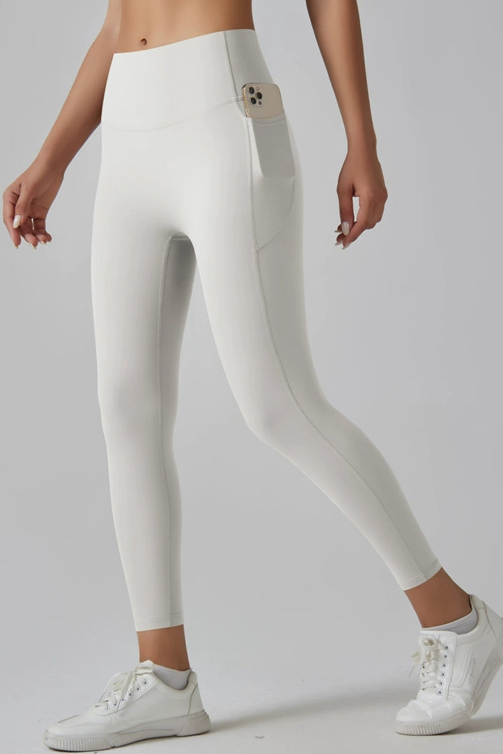 Gym Bunny Core Control Leggings (7/8 Length)- Whiteaos-init aos-animate