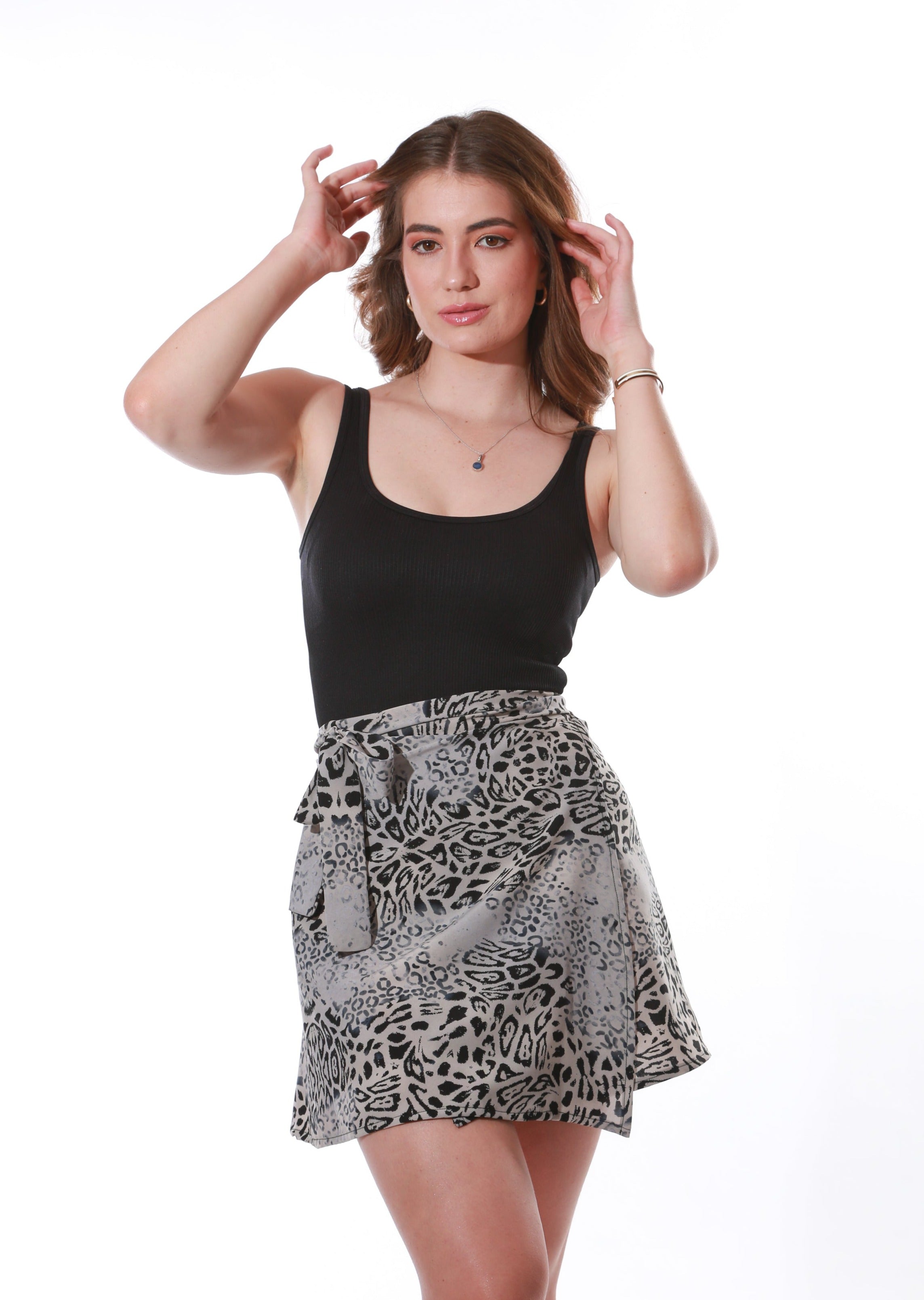 Short wrap leopard print skirt Grey Shape Wear Shop