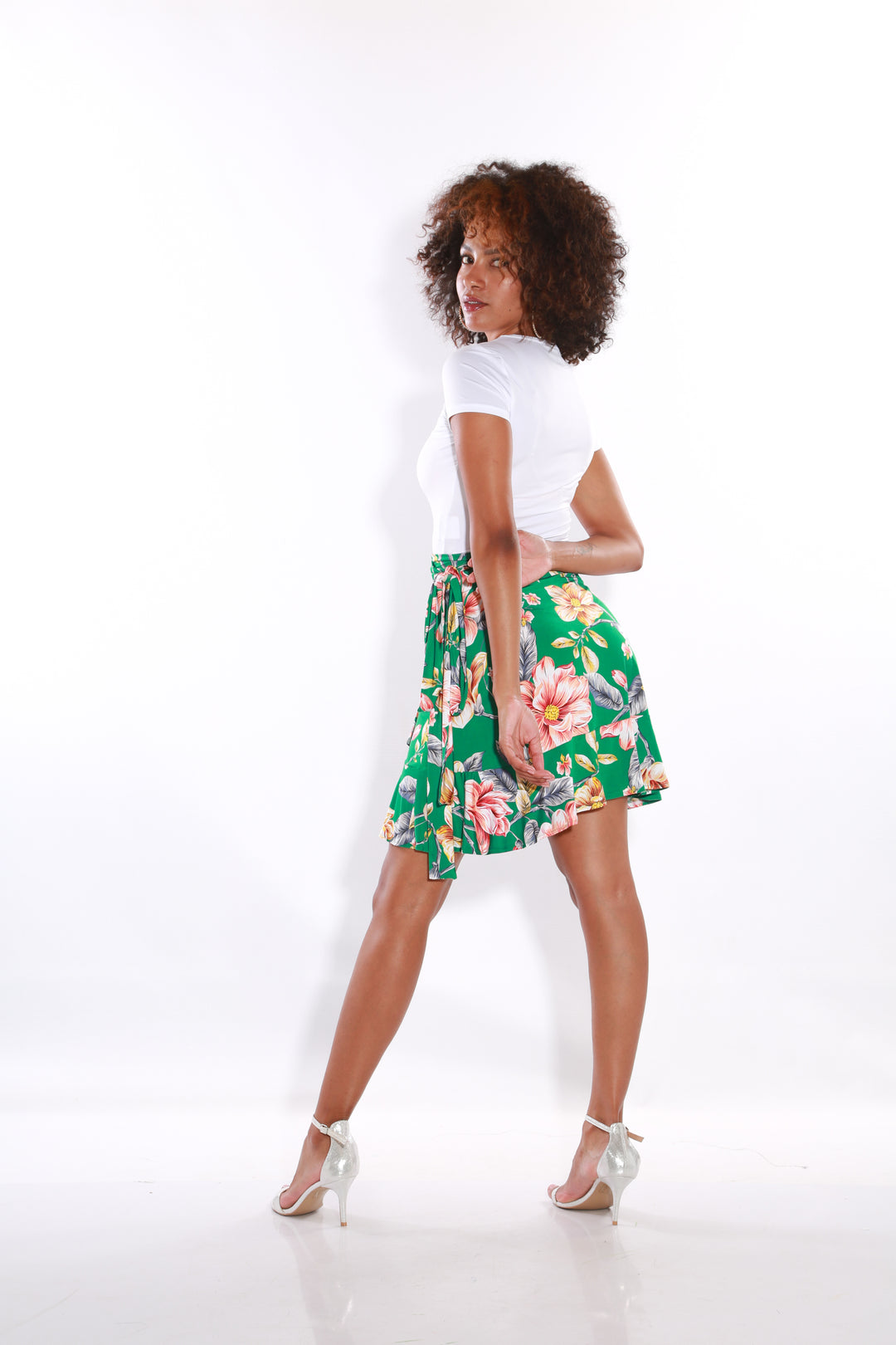 Wrap Floral short skirt - lily greenaos-init aos-animate